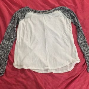 Aeropostale long-sleeved top